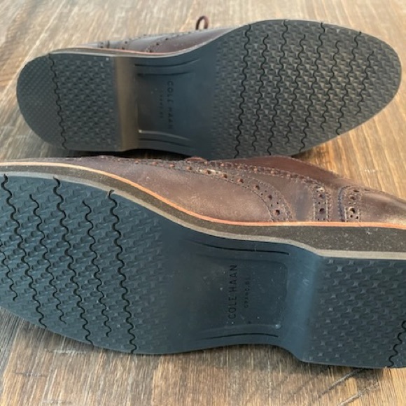 Grand OS Cole Haan size 10. - Picture 2 of 5